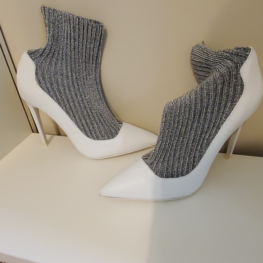 Jeffrey Campbell retro looking heels